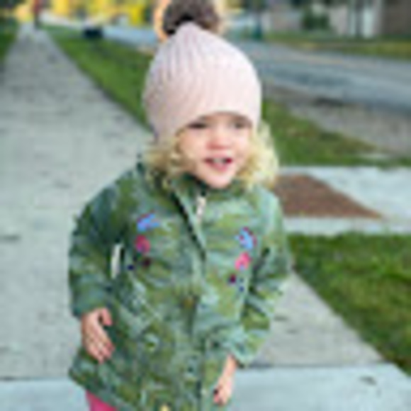 Meet your Posher, Hailey - Picture 1 of 1